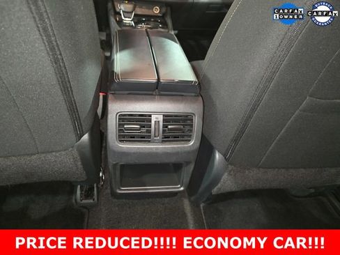Used 2023 Nissan Rogue S AWD/4WD image 15