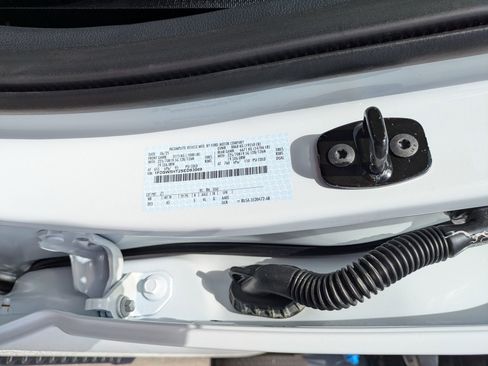 New 2025 Ford F550 4x4 Crew Cab image 39