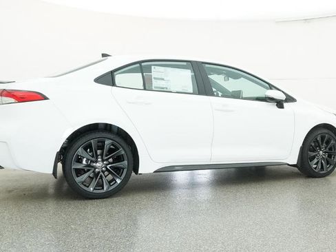 New 2026 Toyota Corolla SE image 40