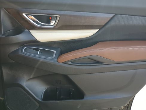 Used 2022 Subaru Ascent Touring image 30