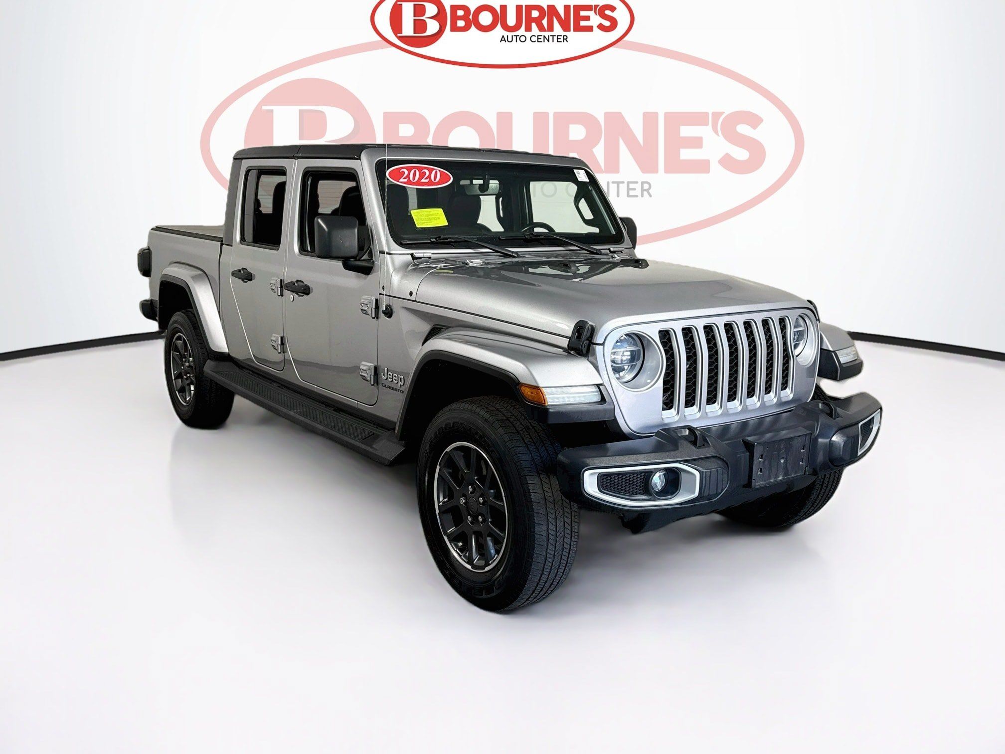 Used 2020 Jeep Gladiator Overland AWD/4WD image 1
