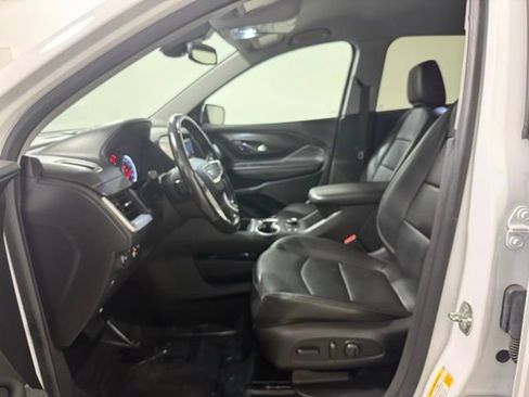 Certified 2022 GMC Terrain SLT image 12