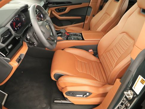 Used 2025 Lamborghini Urus SE AWD/4WD image 26