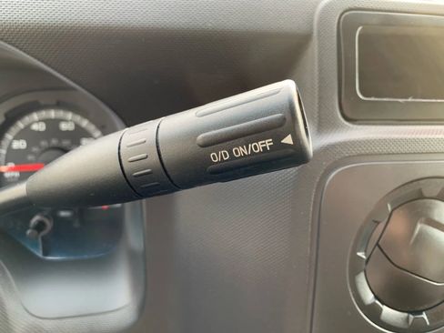 Used 2014 Ford E-150 and Econoline 150 Wagon w/ Power Windows & Locks Group image 17