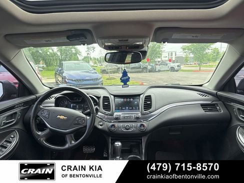 Used 2017 Chevrolet Impala Premier FWD image 11