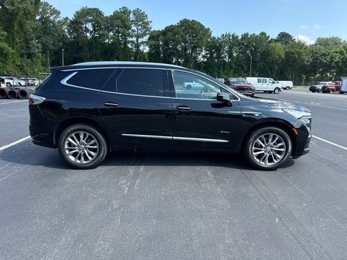 Used 2023 Buick Enclave Avenir w/ Avenir Technology Package FWD image 6