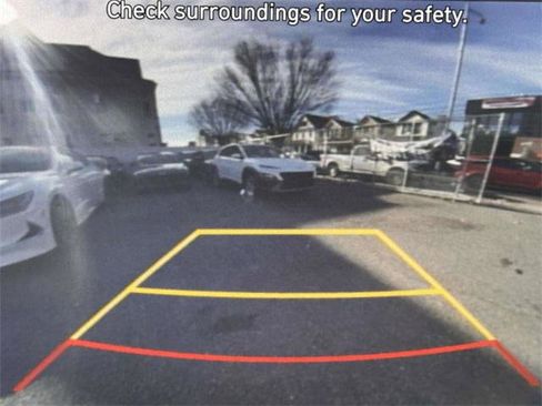 Certified 2023 Hyundai Elantra SEL w/ Convenience Package image 30