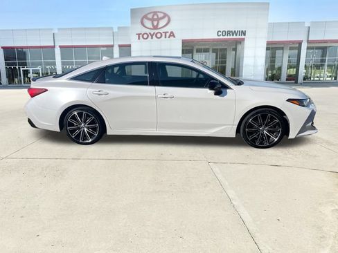 Certified 2022 Toyota Avalon Touring w/ Advanced Safety Package FWD image 6