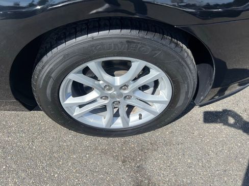 Used 2015 Chevrolet Camaro LS RWD image 9