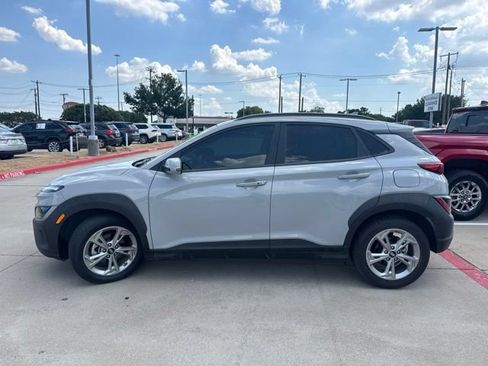 Used 2023 Hyundai Kona SEL FWD image 5