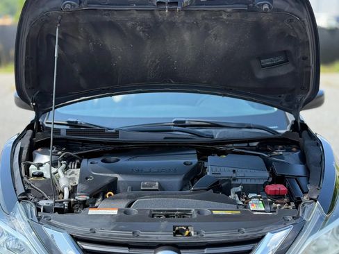 Used 2017 Nissan Altima 2.5 SV FWD image 29