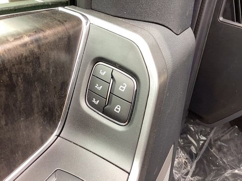 New 2025 Ford F350 Lariat w/ Lariat Ultimate Package image 21