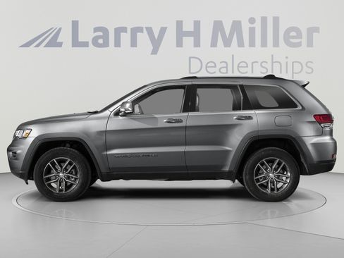 Used 2020 Jeep Grand Cherokee Limited w/ Luxury Group II AWD/4WD image 3