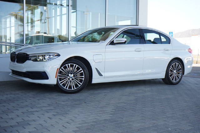Used 2020 BMW 530e w/ Convenience Package RWD image 3