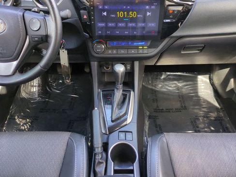 Used 2015 Toyota Corolla S FWD image 18