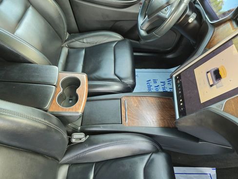 Used 2019 Tesla Model X Long Range image 27