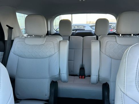 New 2026 Ford Explorer Platinum w/ LUX Leather Package image 37