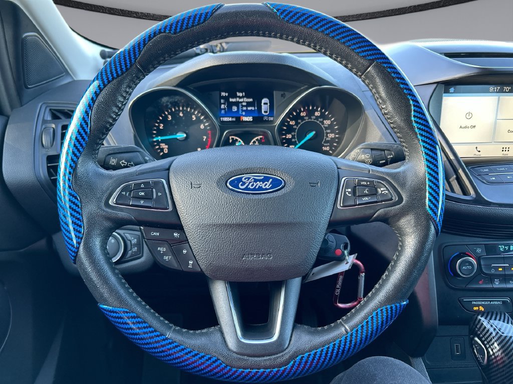 Used 2018 Ford Escape SE w/ Ford Safe & Smart Package FWD image 14