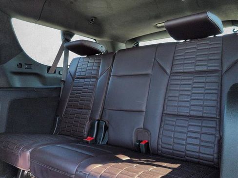 Used 2023 Cadillac Escalade ESV Sport Platinum w/ LPO, ONYX Package AWD/4WD image 23
