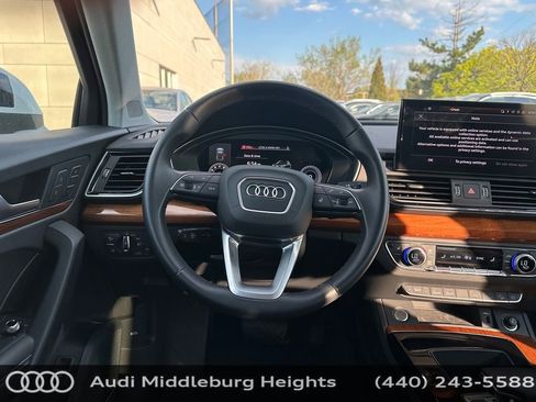 Certified 2023 Audi Q5 2.0T Premium Plus w/ Premium Plus Package AWD/4WD image 19