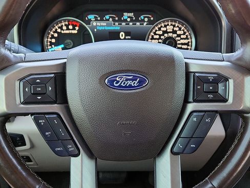 Used 2020 Ford F150 Limited w/ Trailer Tow Package image 11