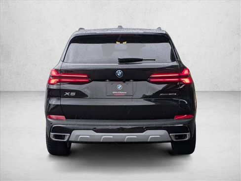 Used 2026 BMW X5 xDrive50e w/ Premium Package AWD/4WD image 7