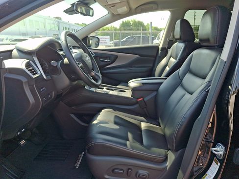 Used 2023 Nissan Murano SV w/ SV Midnight Edition Package FWD image 13