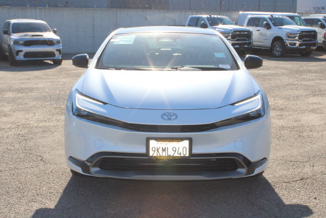 Used 2024 Toyota Prius XLE FWD image 2