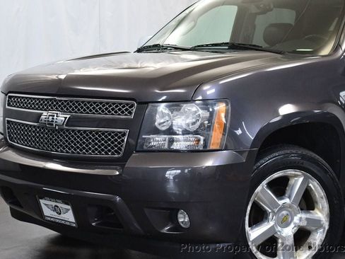 Used 2010 Chevrolet Suburban LTZ image 2