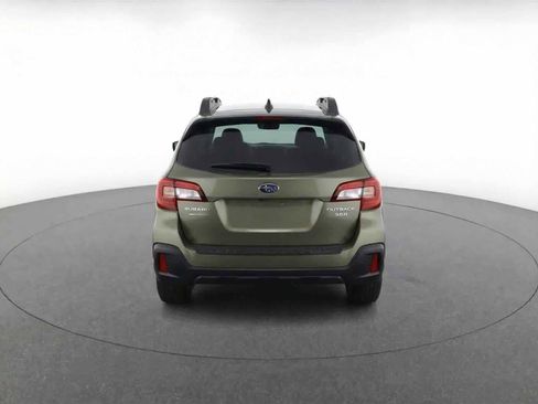 Used 2018 Subaru Outback 3.6R Limited image 8