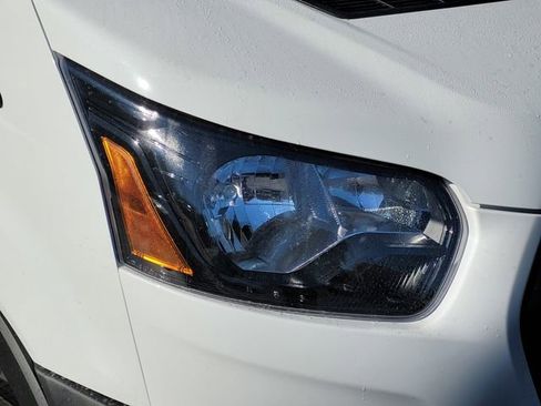 New 2026 Ford Transit 250 148 Medium Roof w/ Load Area Protection Package image 10