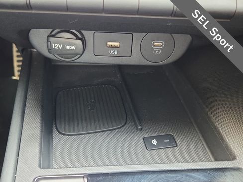 Certified 2025 Hyundai Elantra Sport FWD image 28