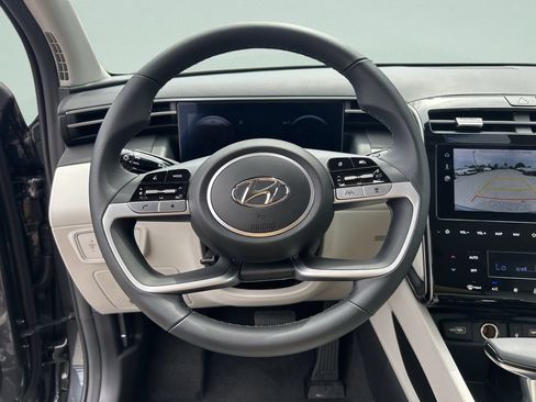 Certified 2024 Hyundai Tucson SEL w/ Convenience Package FWD image 34