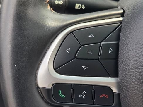 Used 2018 Jeep Compass Limited w/ Navigation Group AWD/4WD image 27