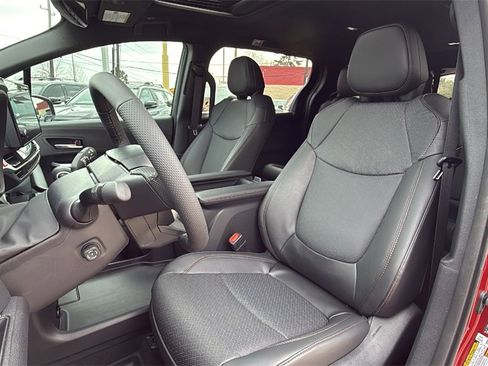 New 2026 Toyota Sienna Limited image 15