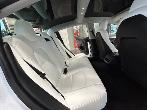 Used 2021 Tesla Model 3 Long Range AWD/4WD image 42