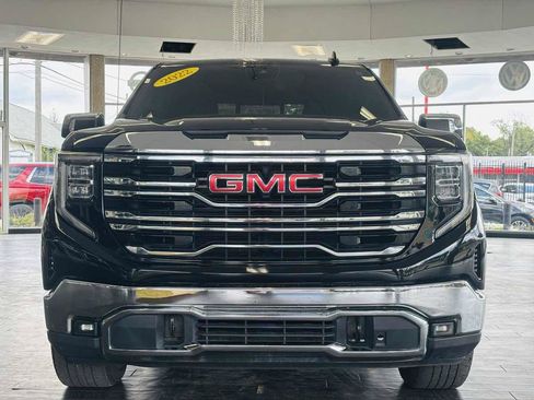Used 2022 GMC Sierra 1500 SLT w/ SLT Convenience Package AWD/4WD image 21
