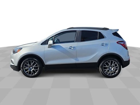 Used 2020 Buick Encore Sport Touring w/ Safety Package FWD image 5