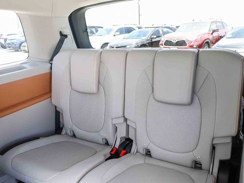 New 2025 Volkswagen ID. Buzz Pro S Plus AWD/4WD image 20