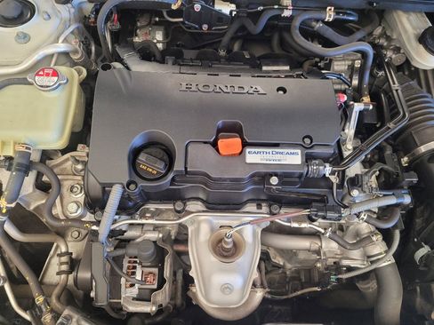 Used 2016 Honda Civic LX-P image 30