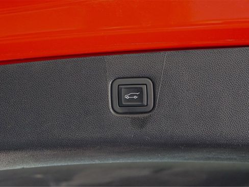 Used 2024 Chevrolet Blazer LT w/ Convenience Package image 30