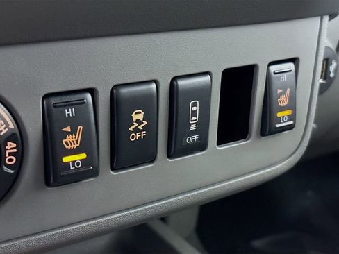 Used 2020 Nissan Frontier SV w/ Midnight Edition Floor Mats image 19