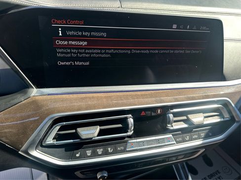 Used 2019 BMW X5 xDrive40i w/ M Sport Package image 37