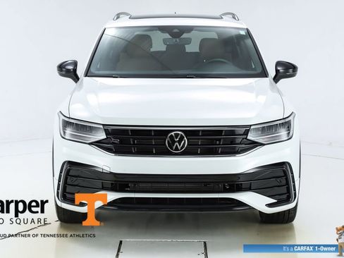 Used 2023 Volkswagen Tiguan SE R-Line image 53