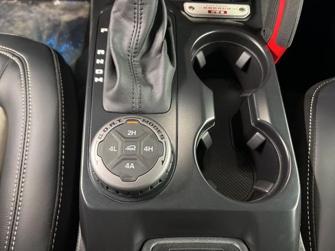 New 2026 Ford Bronco Outer Banks image 17