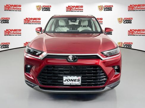 Certified 2024 Toyota Grand Highlander AWD image 13