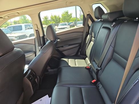 Used 2023 Nissan Rogue SL AWD/4WD image 14