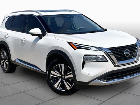 Used 2021 Nissan Rogue Platinum FWD image 3