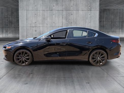 Used 2025 MAZDA MAZDA3 s FWD image 2