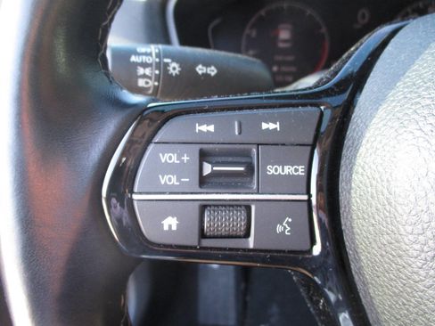 Used 2022 Honda Civic EX image 16